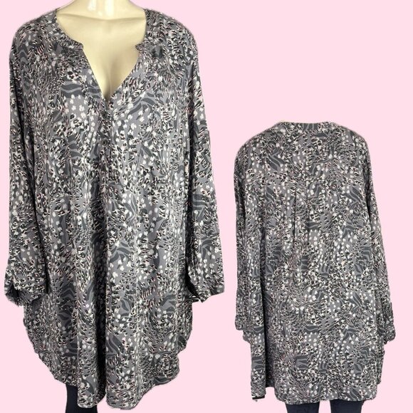 Torrid +6 Gray/Pink Split Button Neck Leopard & Zebra Print 3/4 Sleeve Blouse - Picture 1 of 6